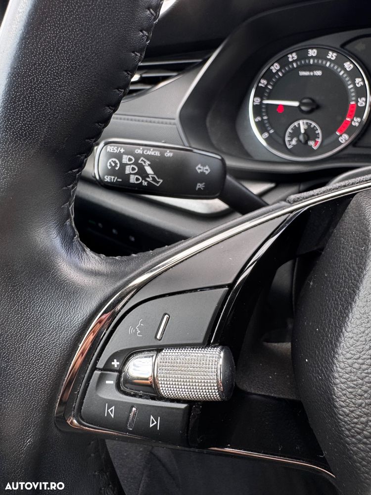 Skoda Octavia 2.0 TDI Style - 30