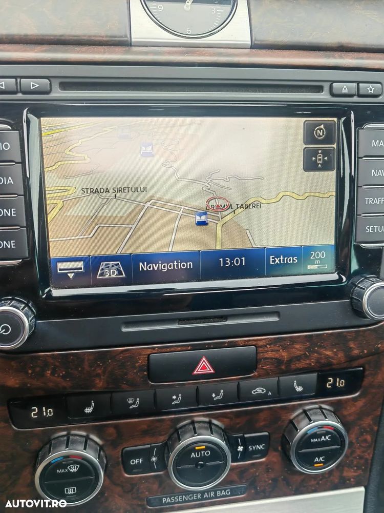 Volkswagen Passat Alltrack 2.0 TDI 4Motion DSG BlueMotion Tec - 19