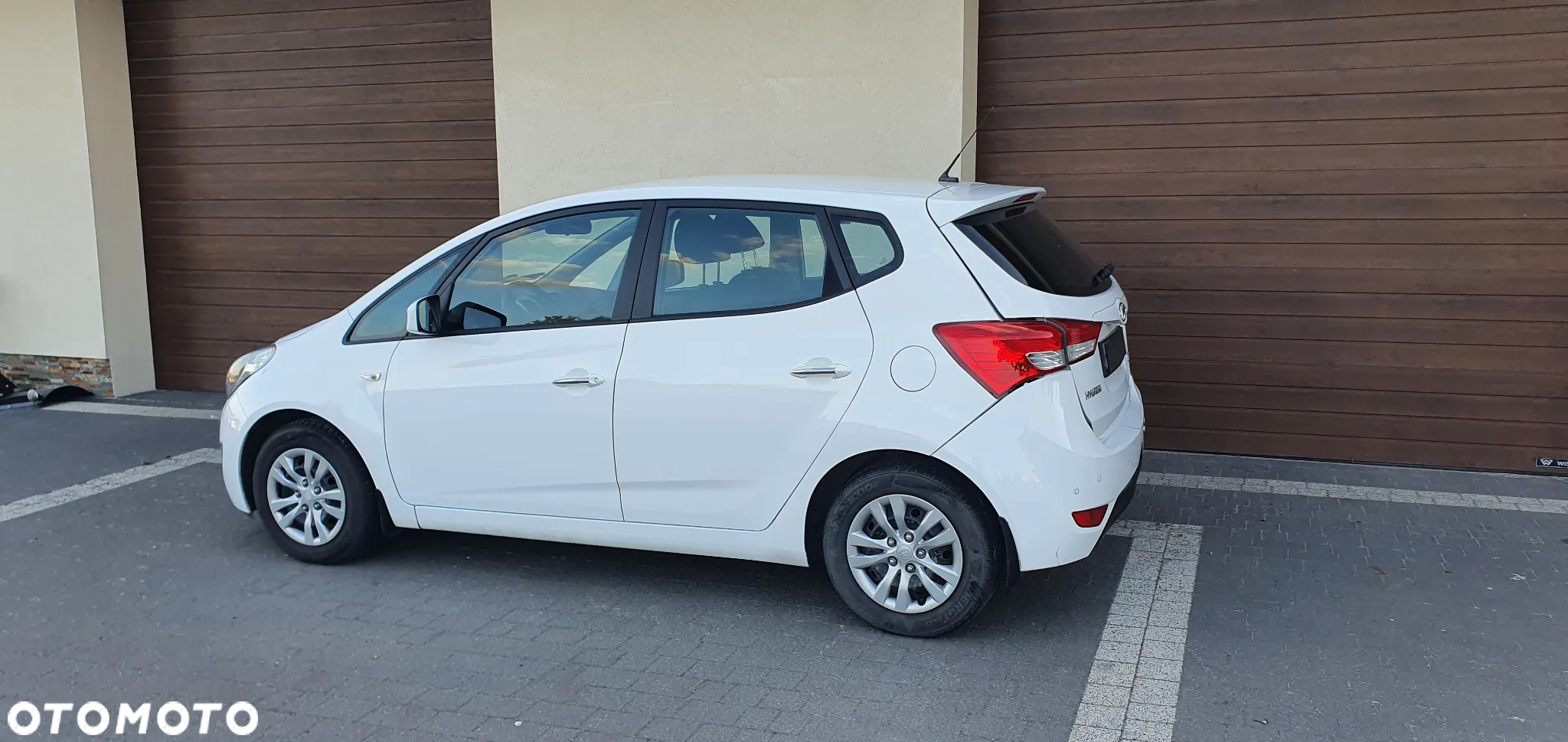 Hyundai ix20 - 3