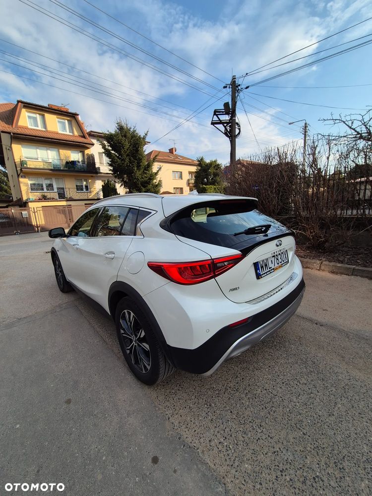 Infiniti QX30 - 4