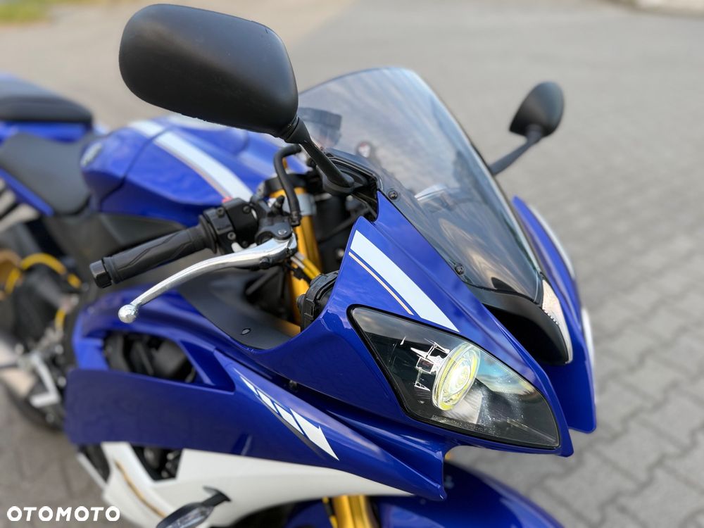 Yamaha R6 - 22