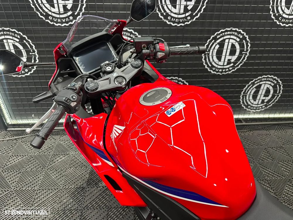Honda CBR 500 R E-CLUTCH 2026 - 7