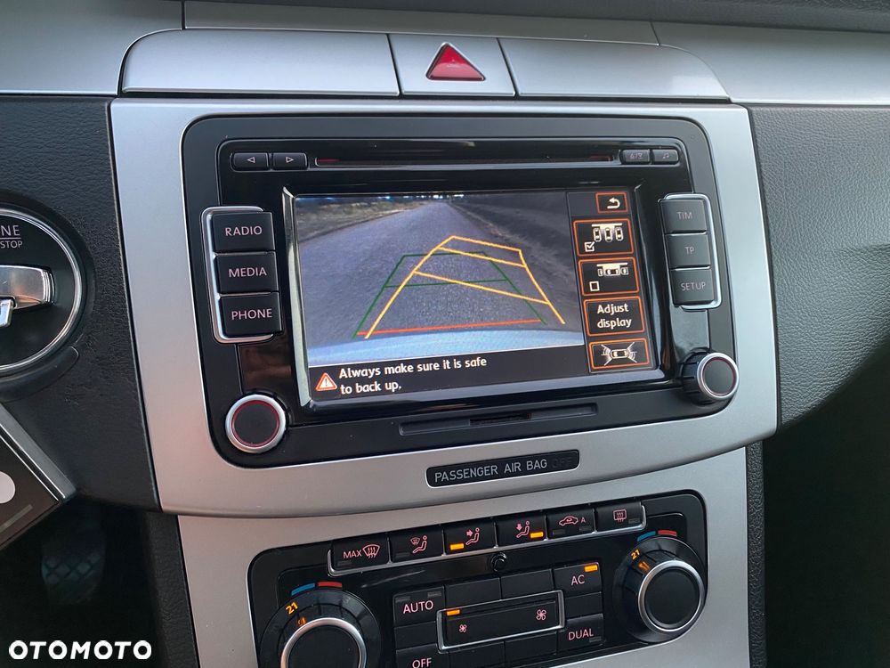 Volkswagen Passat CC - 18