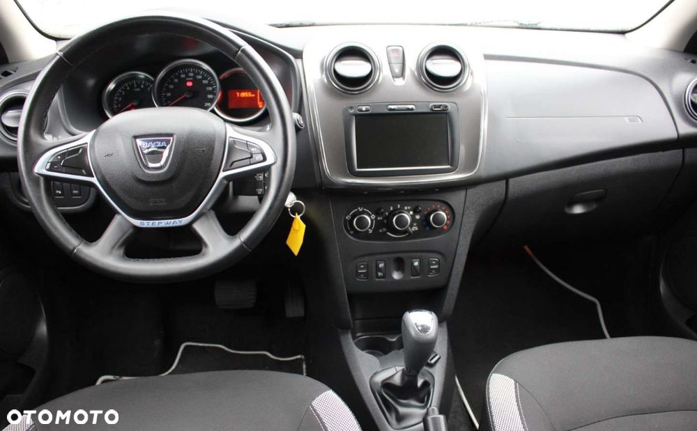 Dacia Sandero Stepway - 17