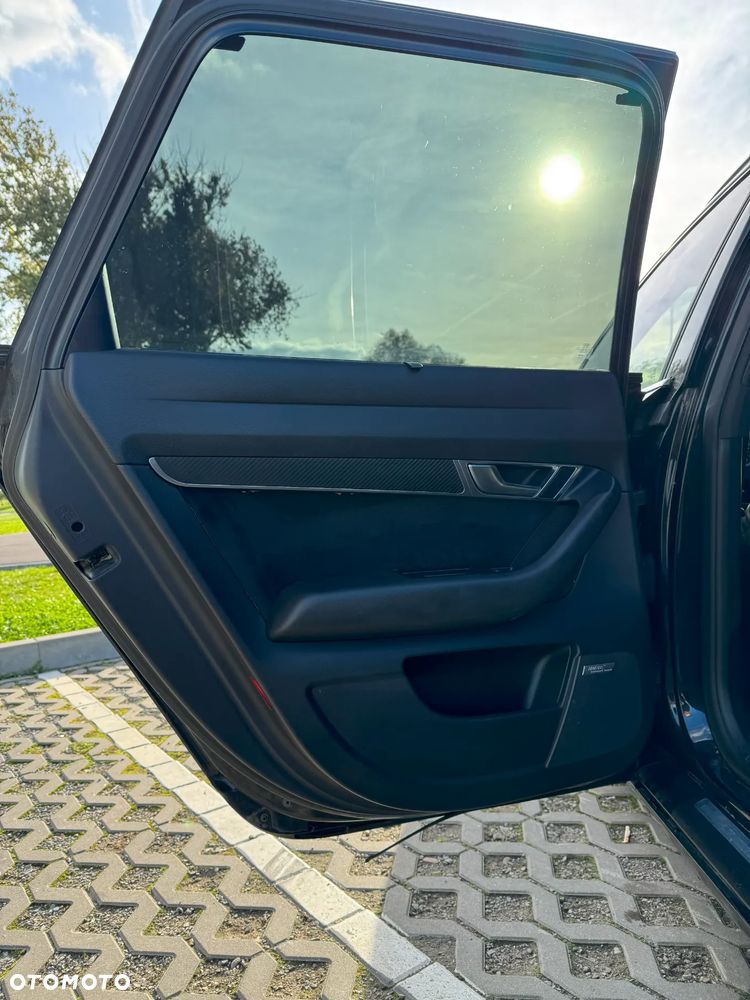 Audi A6 Avant - 31