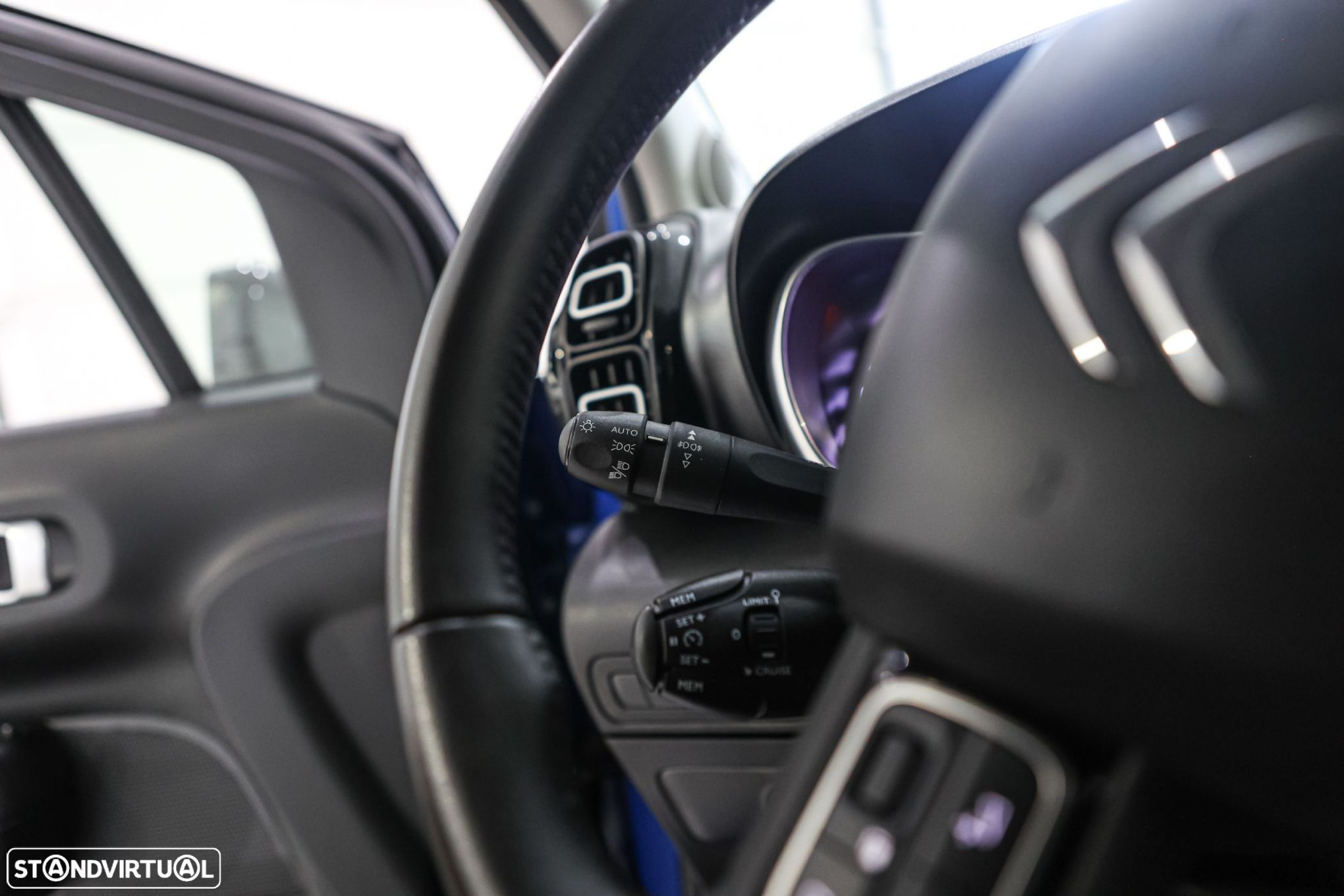 Citroën C3 Aircross 1.2 PureTech Shine - 16