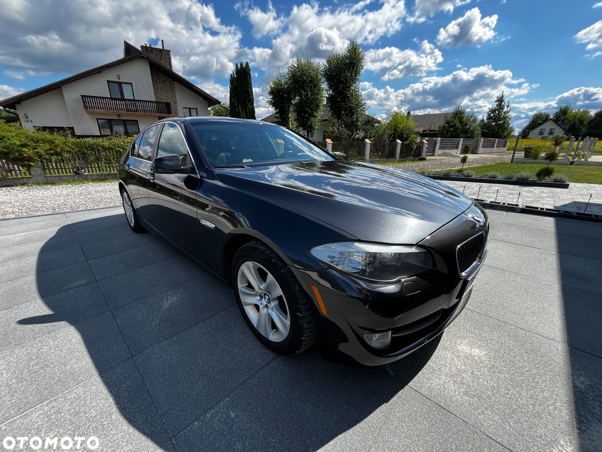 BMW Seria 5 528i xDrive - 1