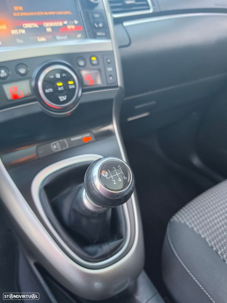 Toyota Verso 1.6 D-4D Comfort - 49