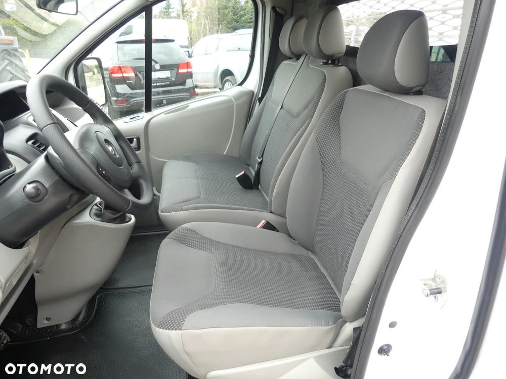 Opel VIVARO - 9