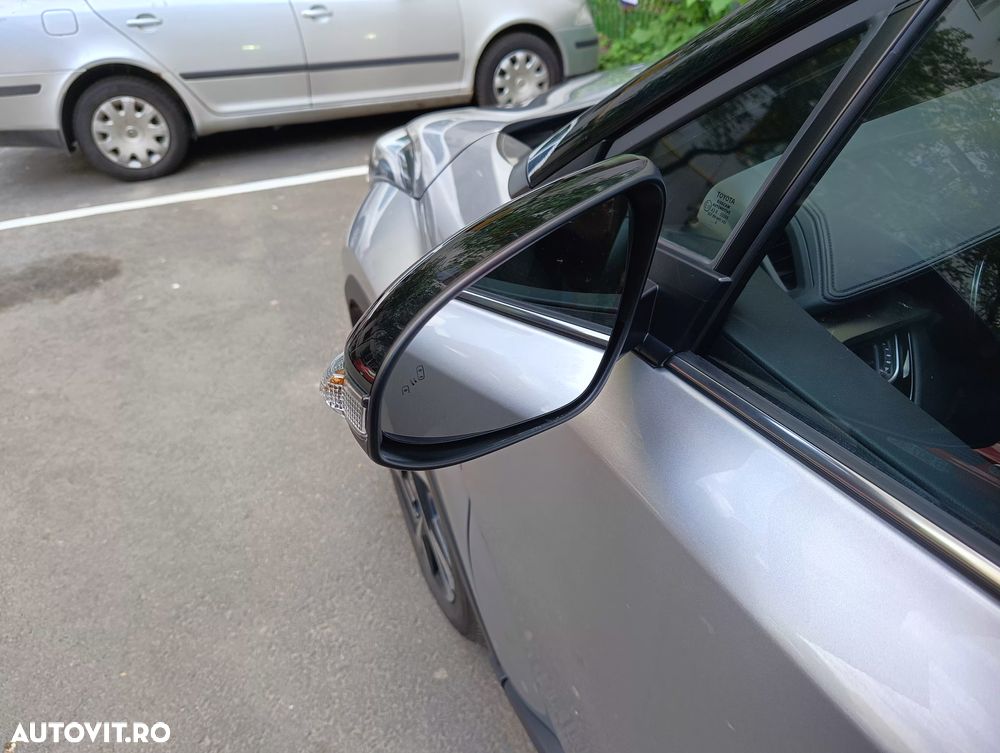 Toyota C-HR 2.0 HSD 184 CP 4x2 CVT Classy Bi-Tone - 19