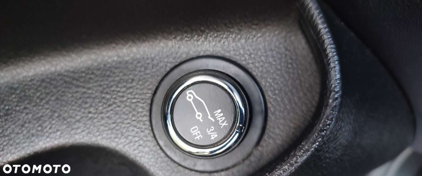 Opel Insignia - 8