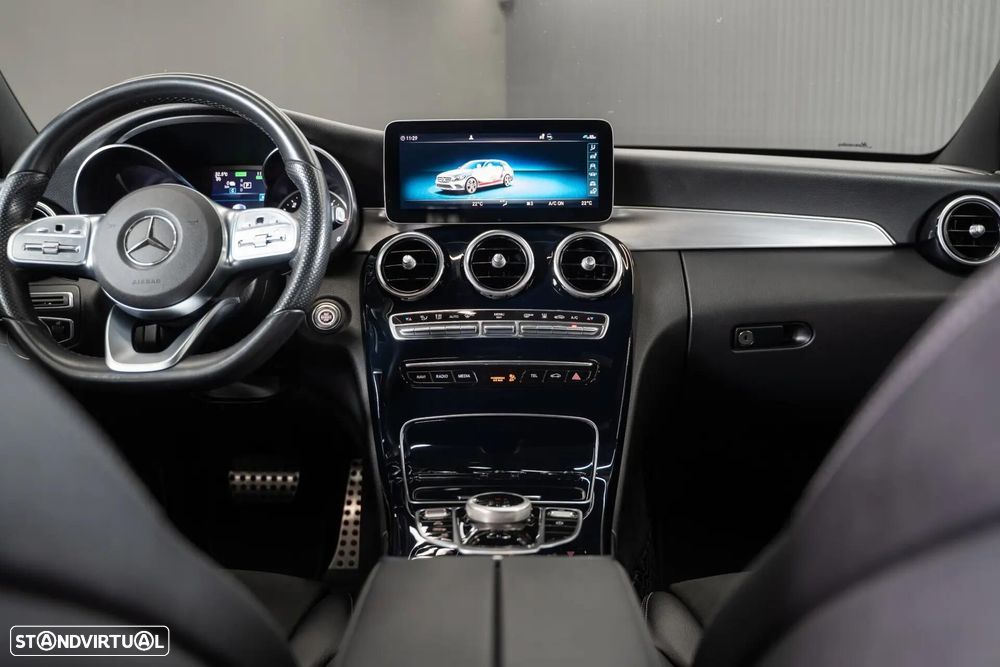 Mercedes-Benz C 300 de AMG Line - 38