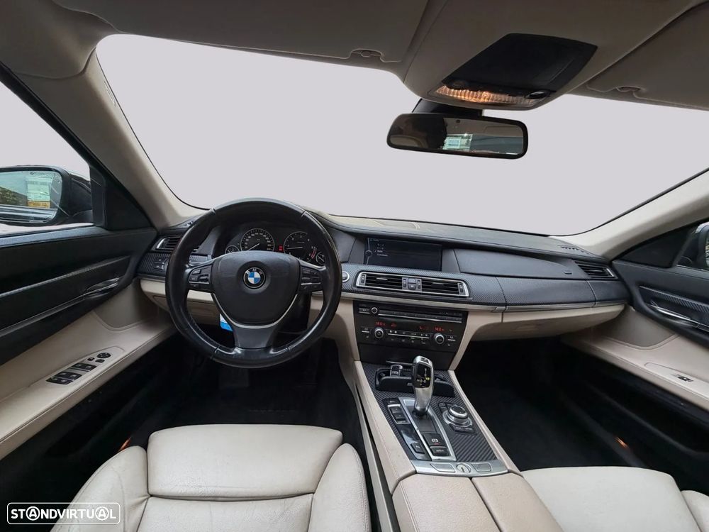 BMW 740 - 19