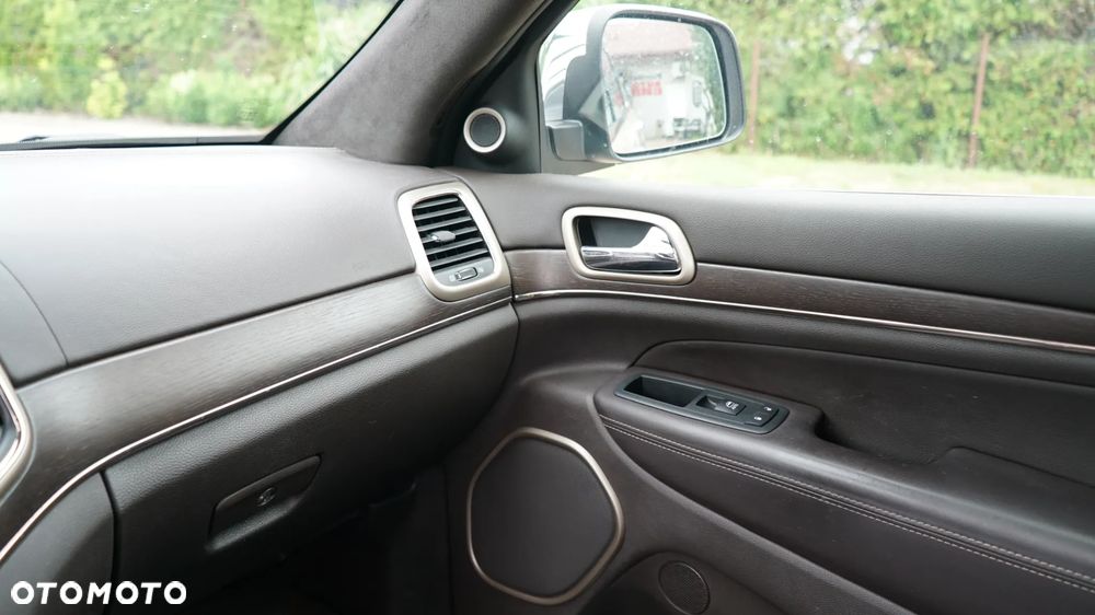 Jeep Grand Cherokee 3.6 V6 Summit - 13