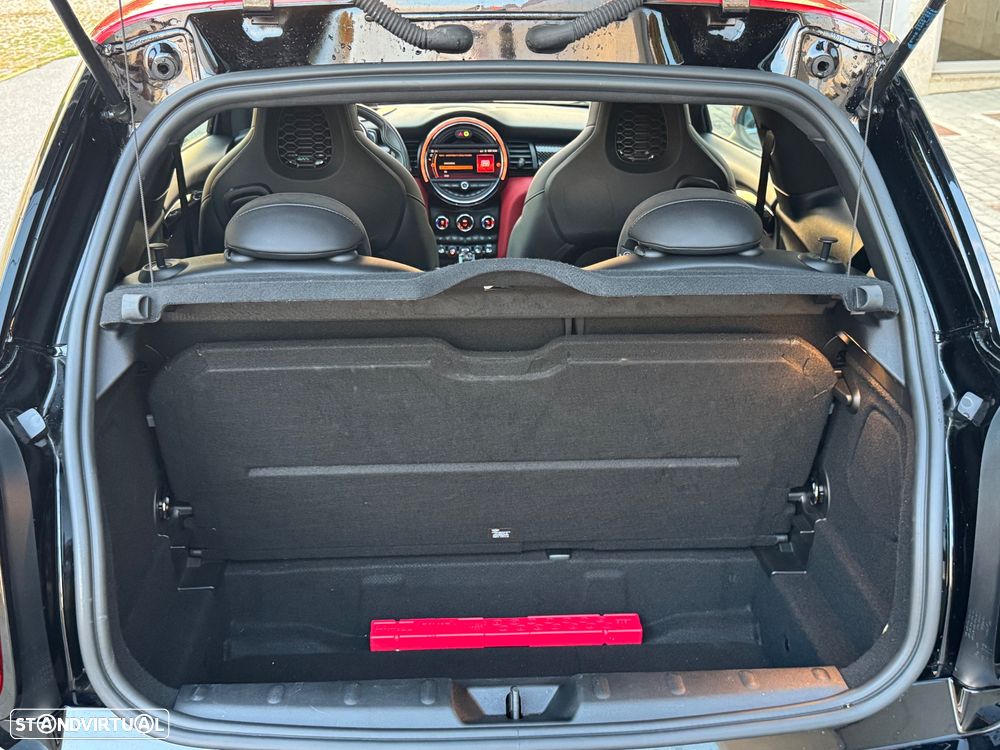 MINI 3 Portas John Cooper Works Auto Desportiva - 39