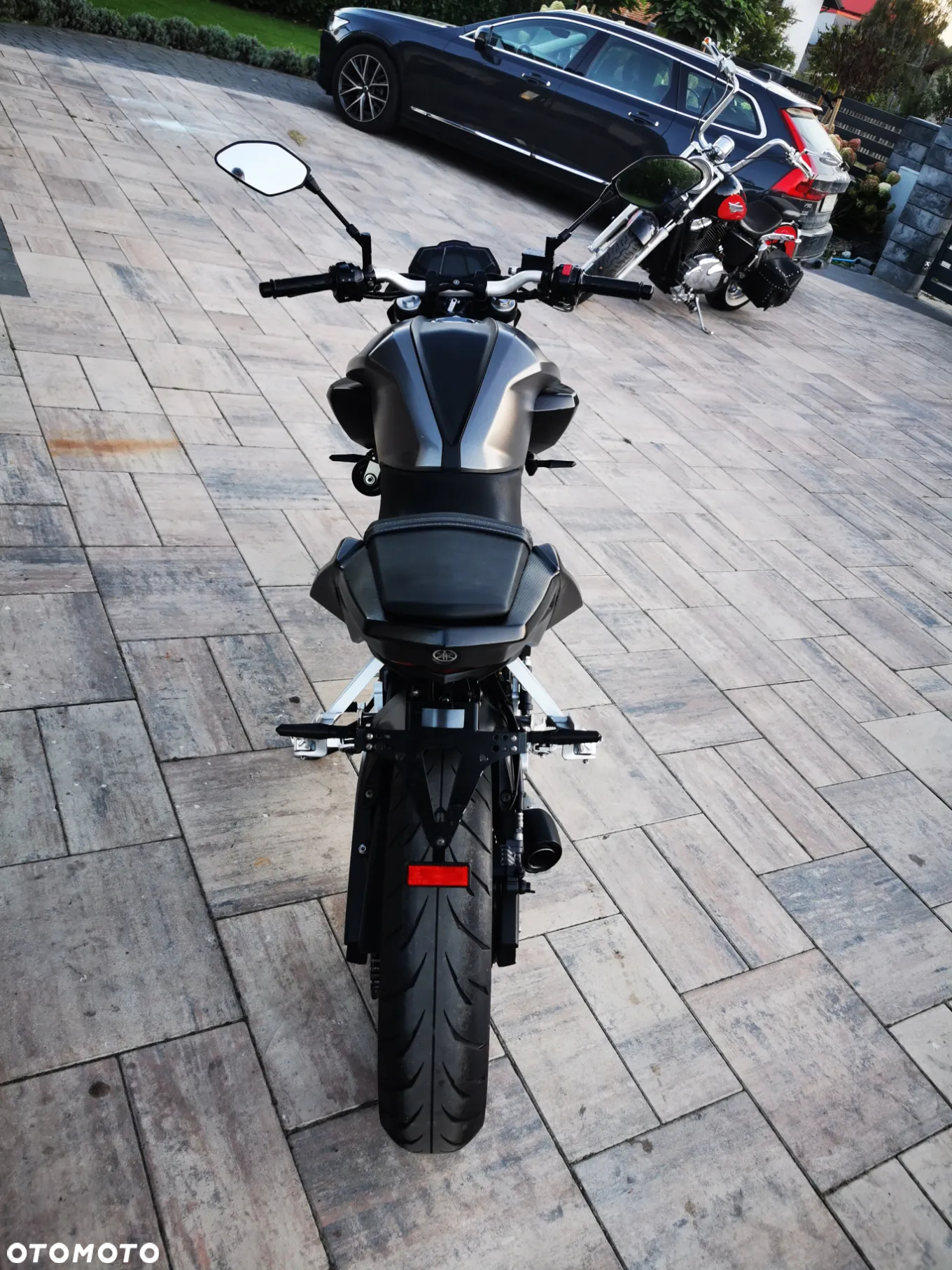 Yamaha MT - 27