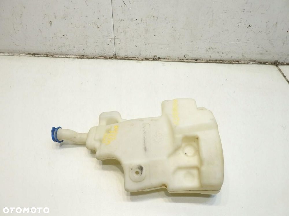 ZBIORNICZEK SPRYSKIWACZY MERCEDES R W251 A2518690020 - 7