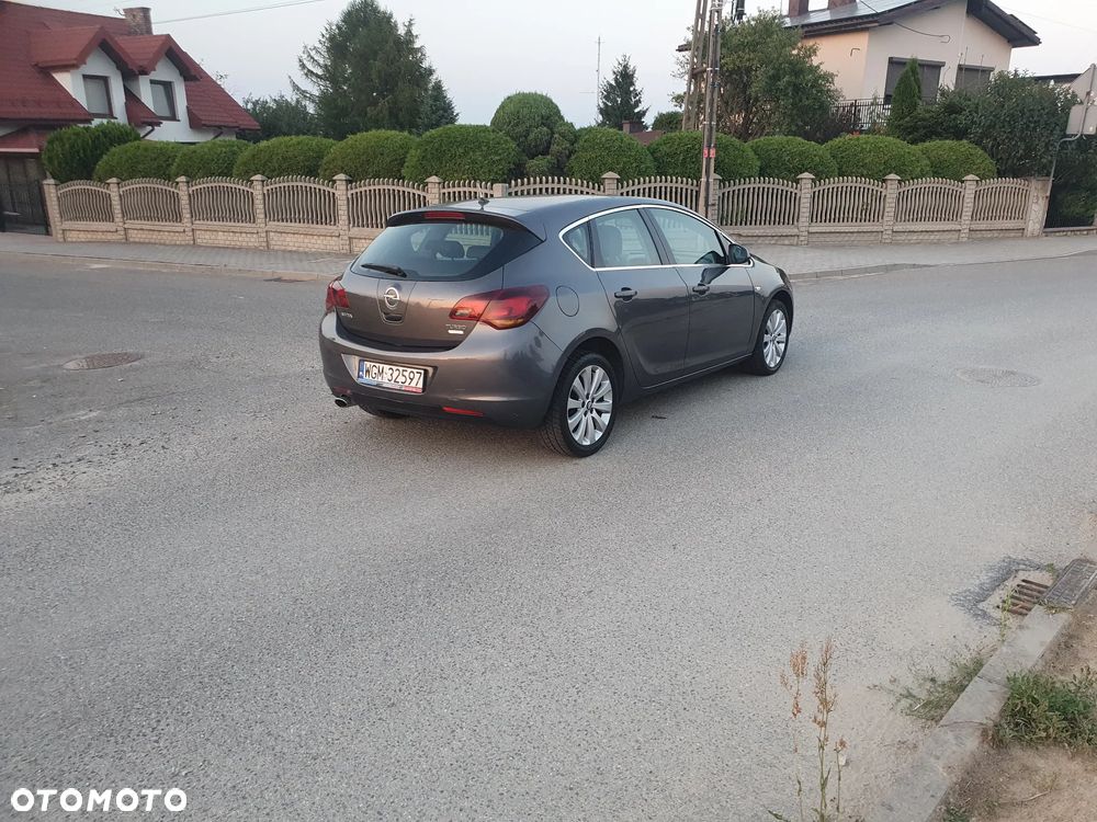 Opel Astra 1.4 T Enjoy - 17