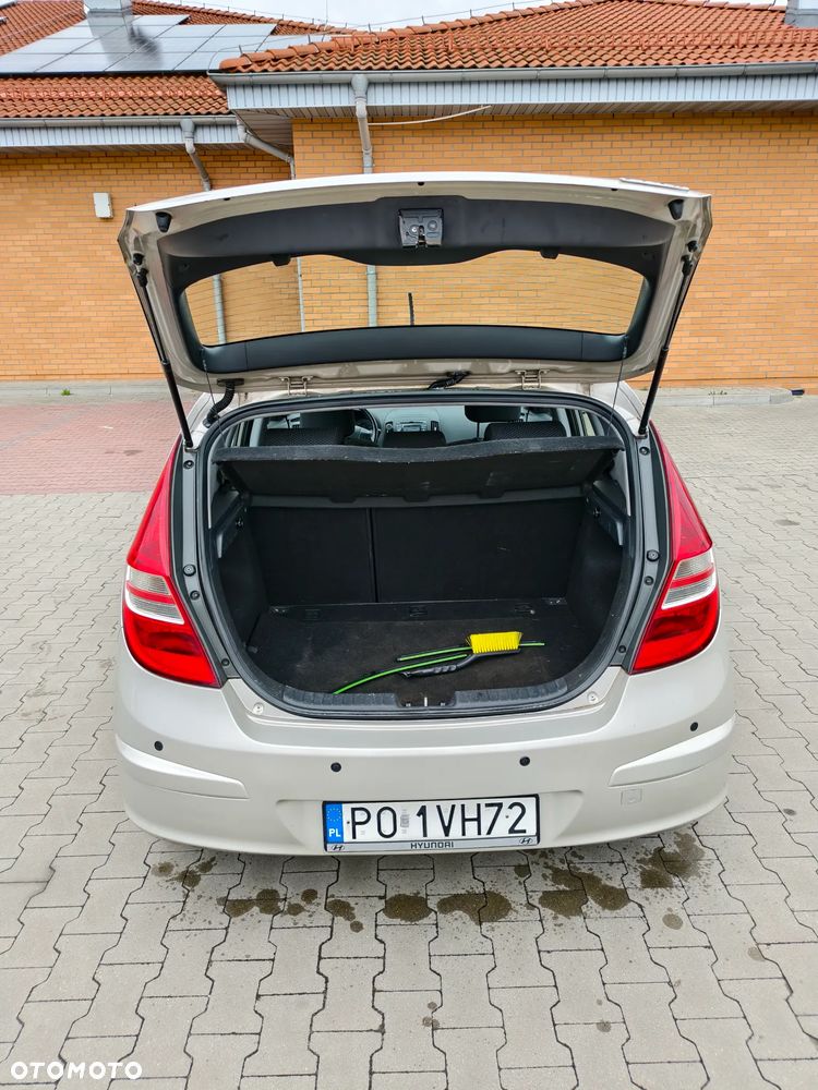 Hyundai i30 1.6 CRDi Blue Classic - 11