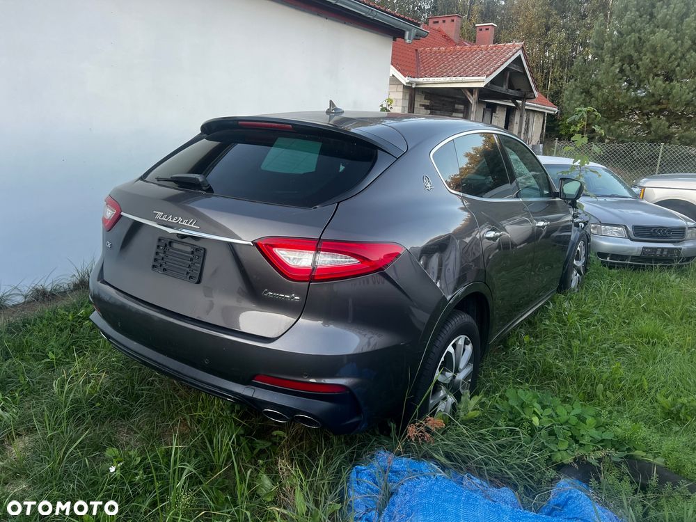 Maserati Levante Granlusso - 4