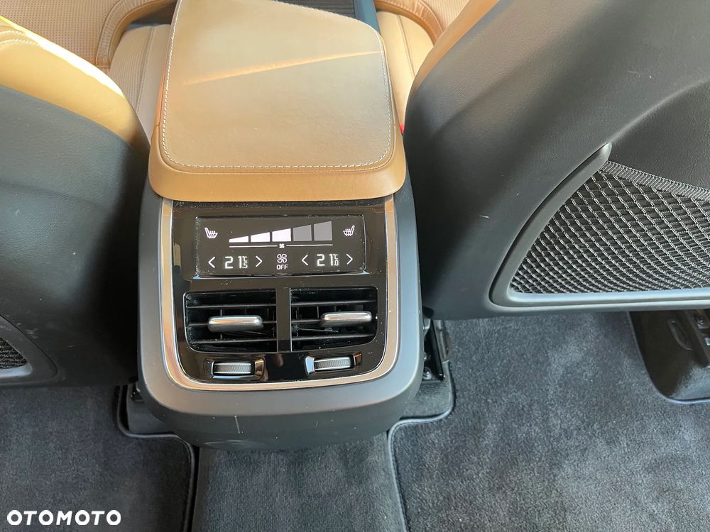 Volvo XC 90 D5 AWD Inscription 7os - 12