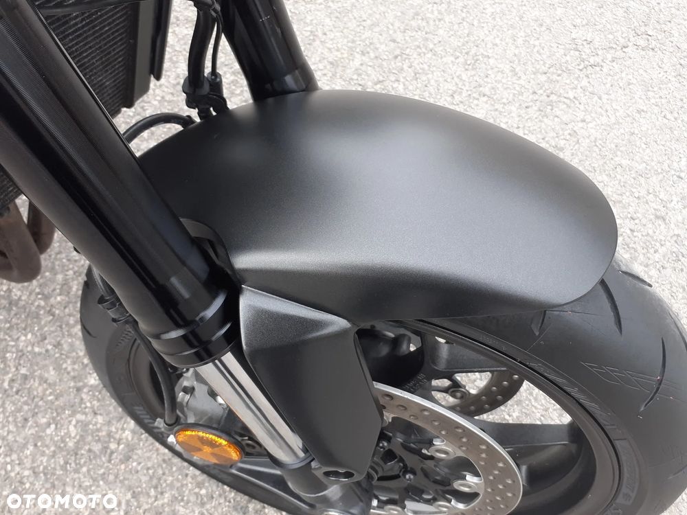 Honda CB - 21