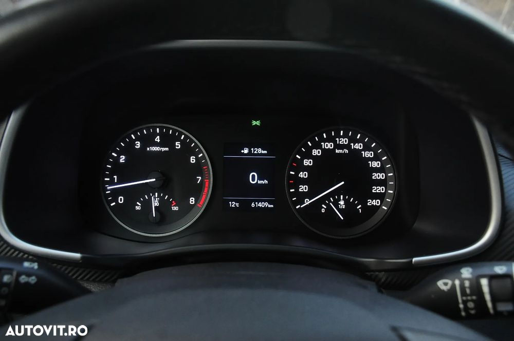 Hyundai Tucson 1.6 GDI 2WD 6MT Style - 12