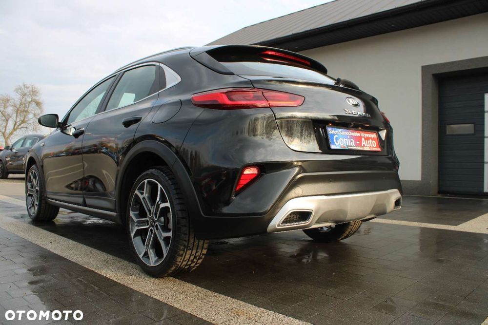 Kia XCeed - 14