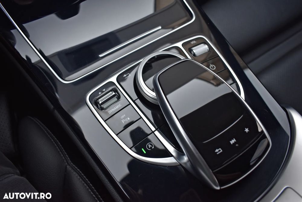 Mercedes-Benz C 180 9G-TRONIC AMG Line - 31
