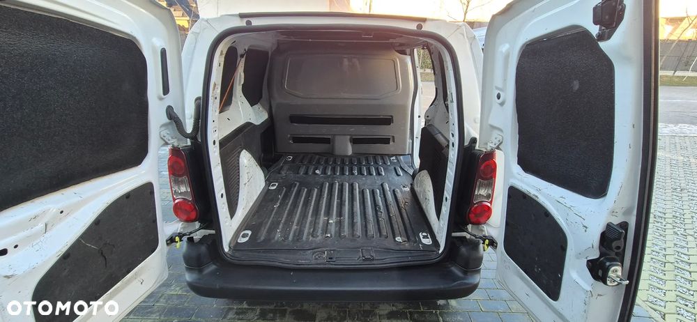 Peugeot Partner - 16