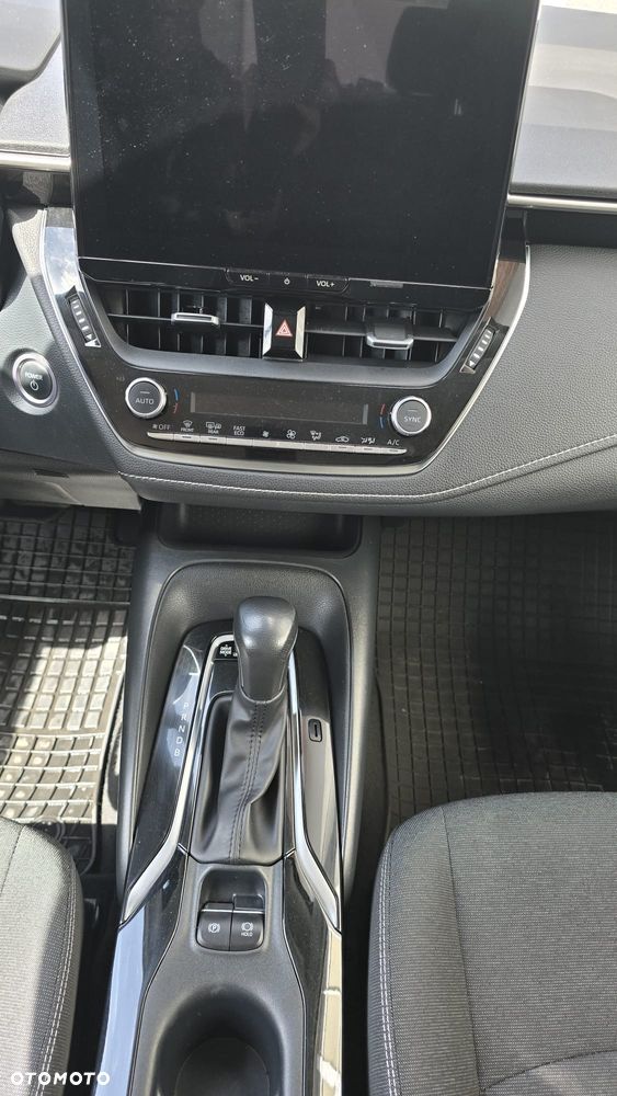 Toyota Corolla 1.8 Hybrid Active - 8