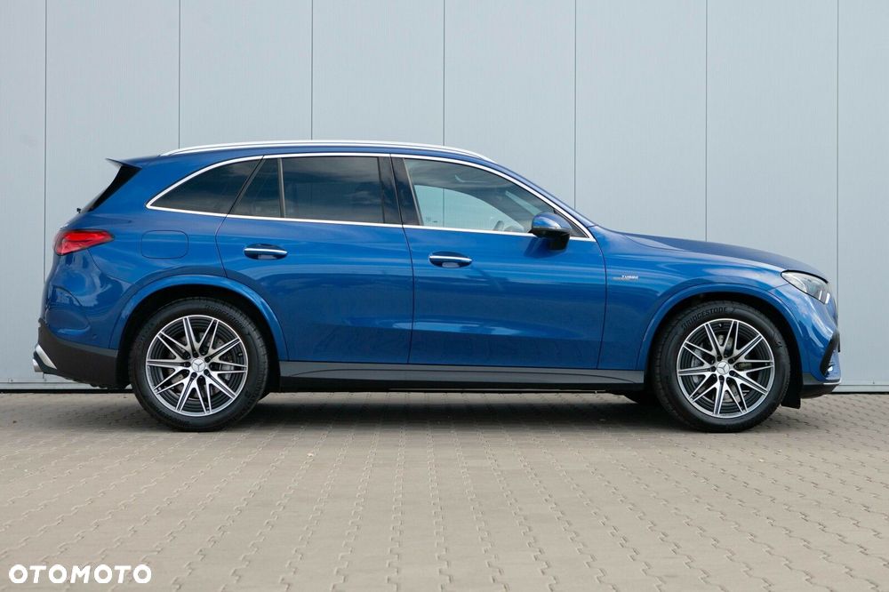 Mercedes-Benz GLC - 11