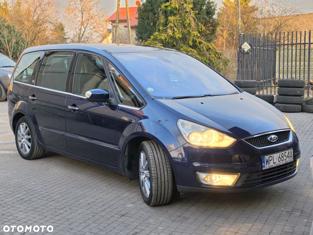 Ford Galaxy - 11