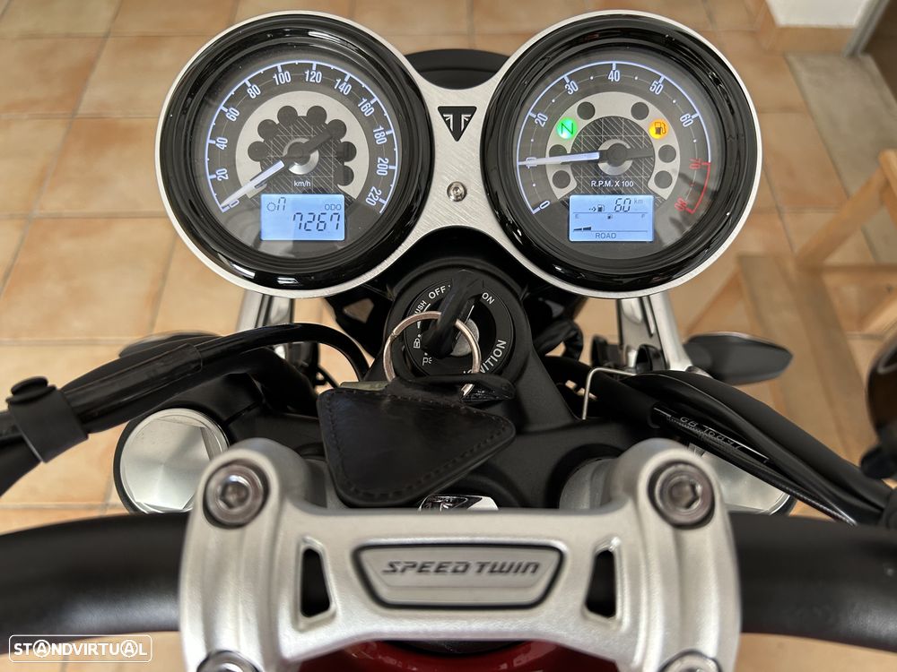 Triumph Speed Twin - 7