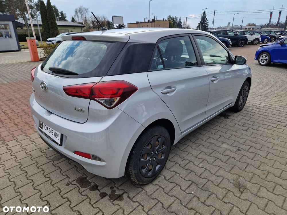 Hyundai i20 1.2 Comfort - 10