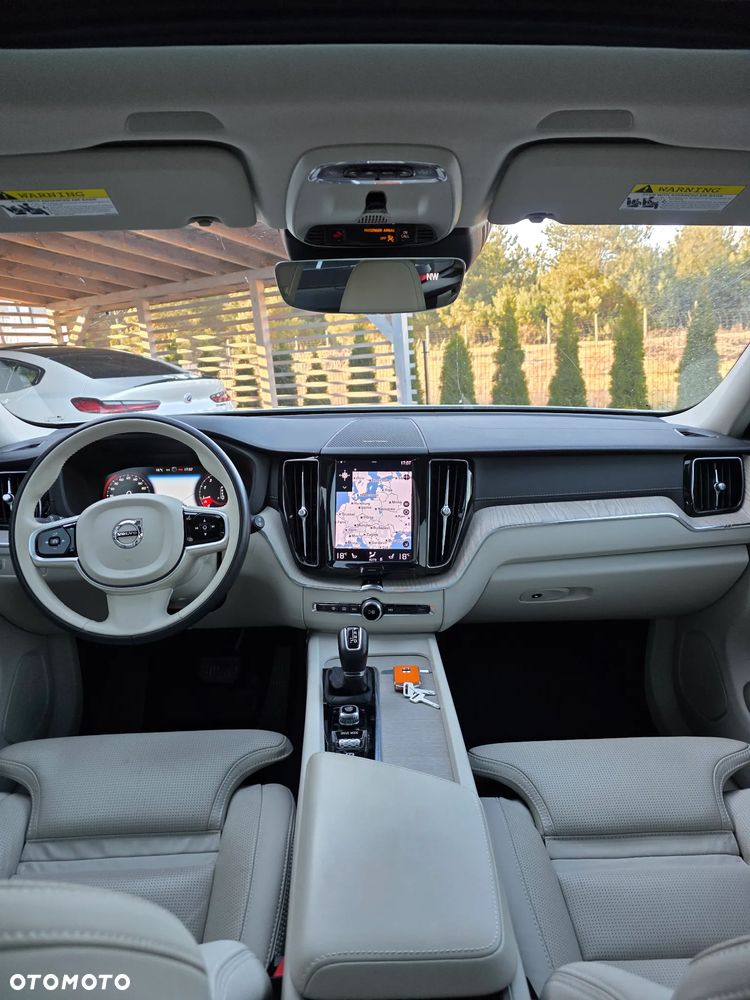 Volvo XC 60 T6 AWD Geartronic Inscription - 9