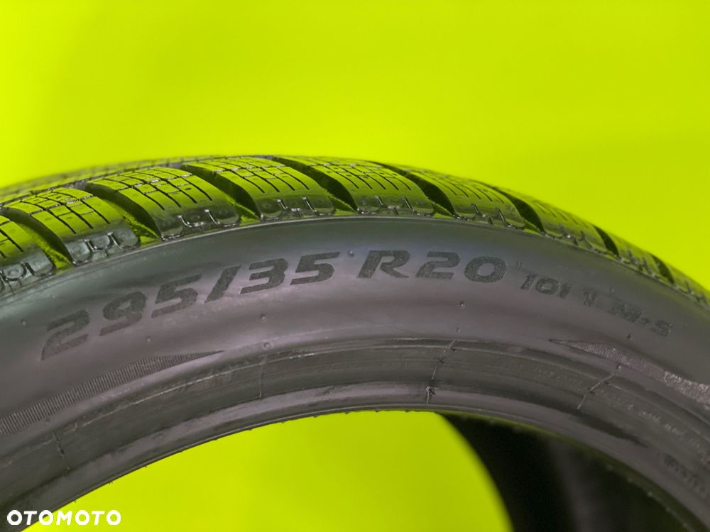 2 Opony Porsche Pirelli P Zero Winter 295/35 R20 101V NA0 Nr. 19 - 4