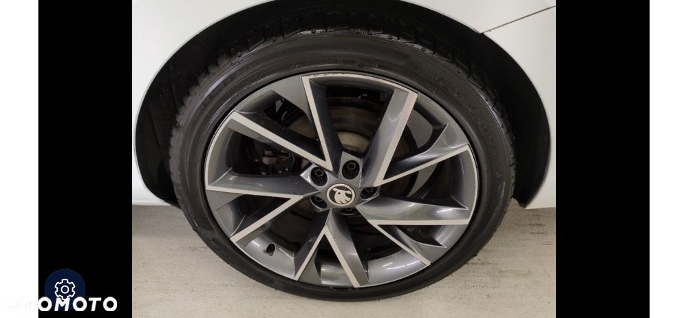 Skoda Superb 1.8 TSI Sportline DSG - 12
