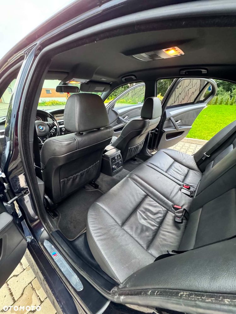 BMW Seria 5 525i - 13