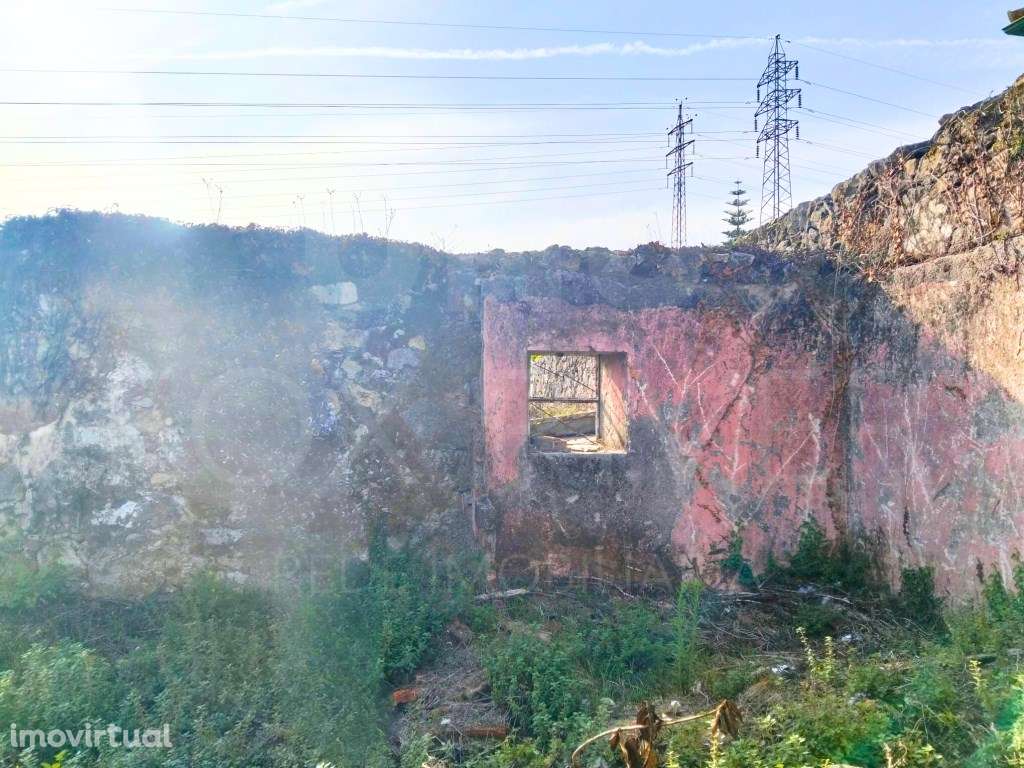 Terreno em Santa Marta de Portuzelo - Grande imagem: 2/7