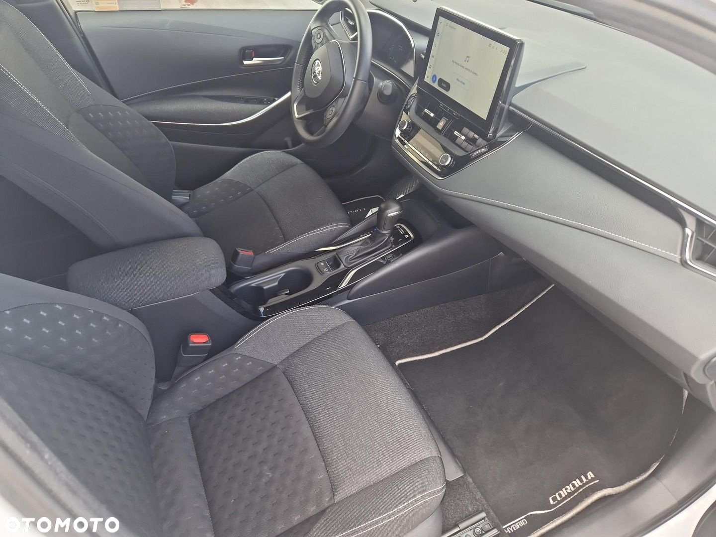 Toyota Corolla - 10