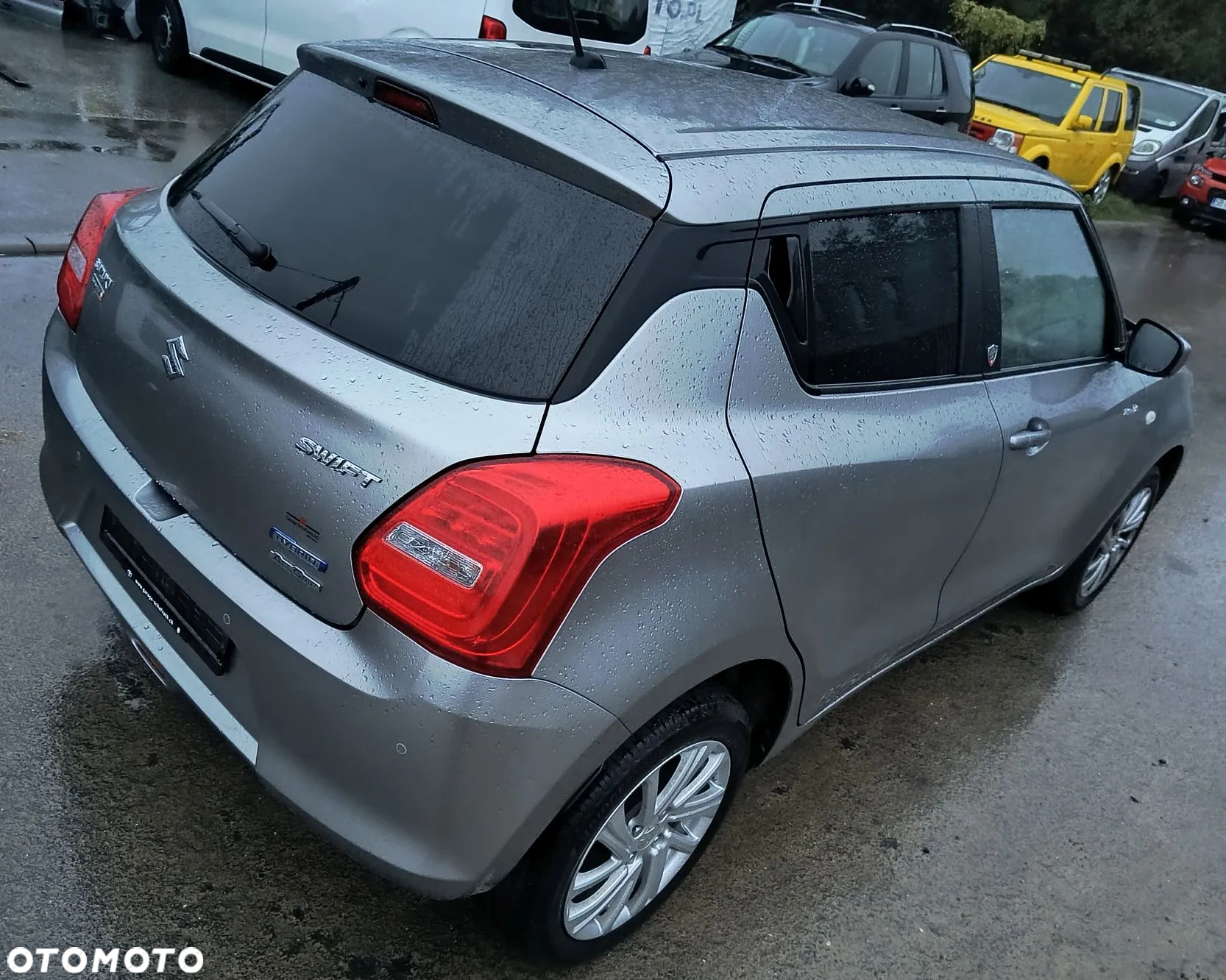 Suzuki Swift 1.2 Dualjet SHVS Premium Plus - 4