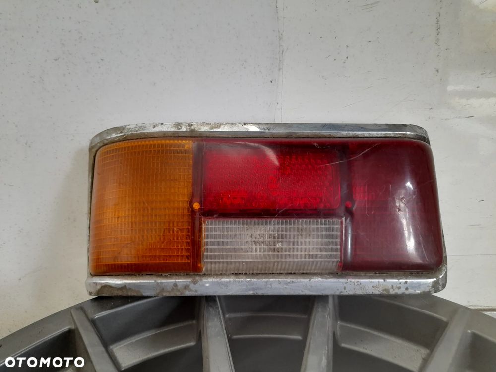 Lampa prawy tył Mercedes W114 W115 Mercedes OE K33360 - 1