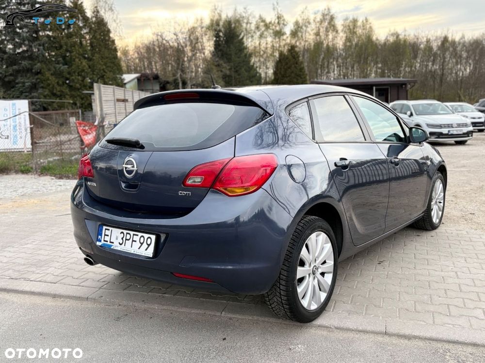 Opel Astra 2.0 CDTI DPF Cosmo - 16