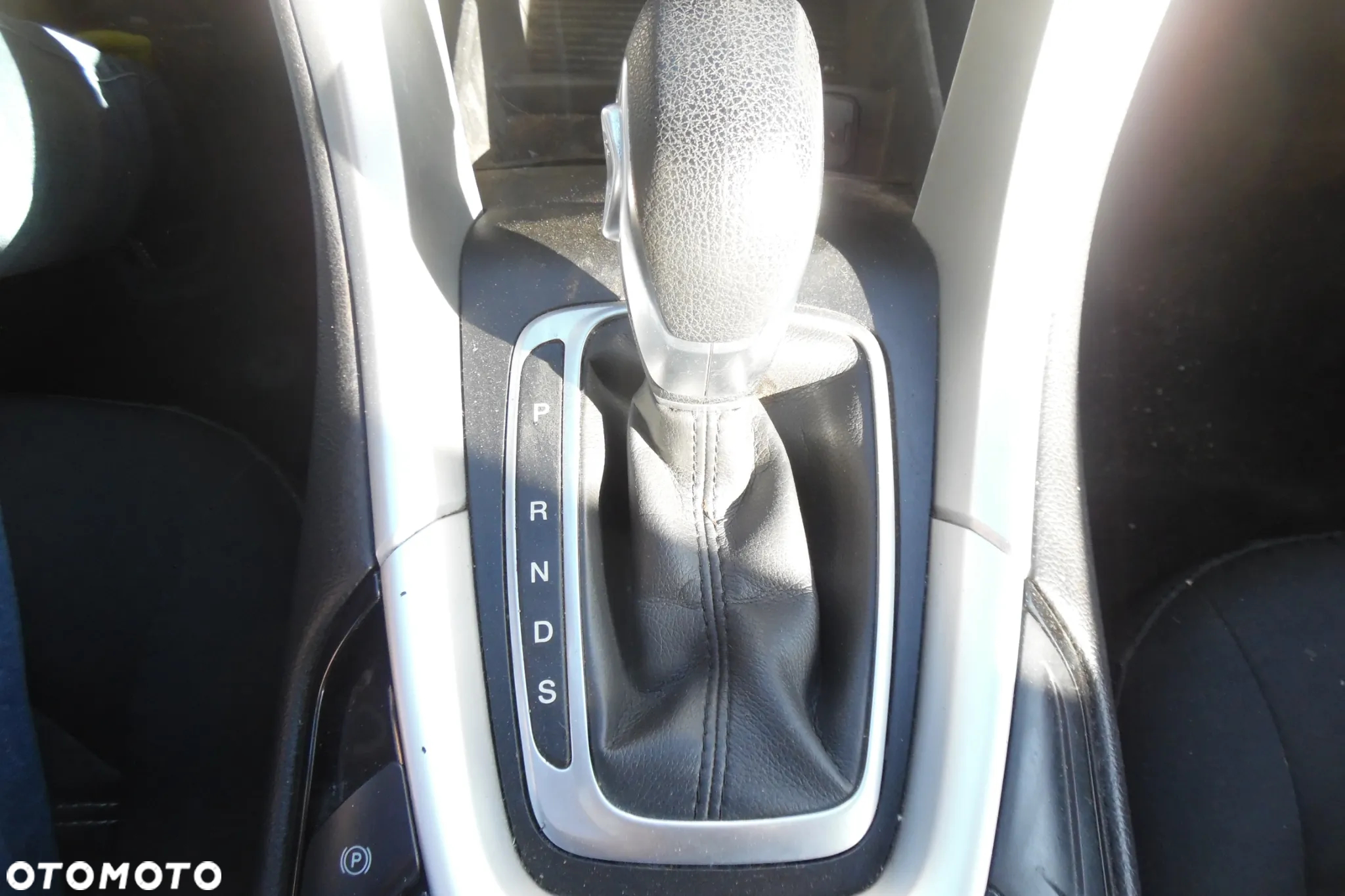 Ford Fusion - 16