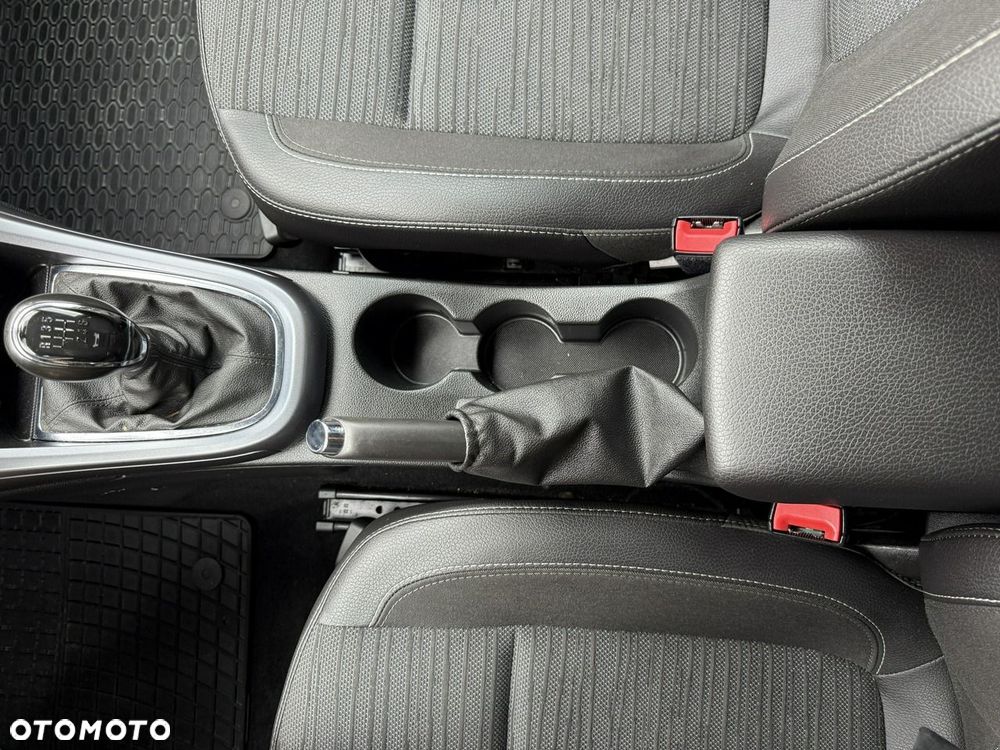 Opel Astra - 16