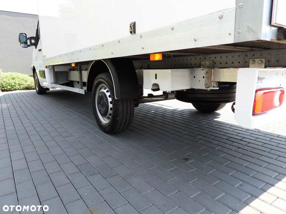 Renault MASTER KONTENER 8 PALET TEMPOMAT LEDY KLIMATYZACJA  165KM - 15