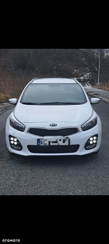 Kia Ceed 1.6 CRDi GT Line - 1