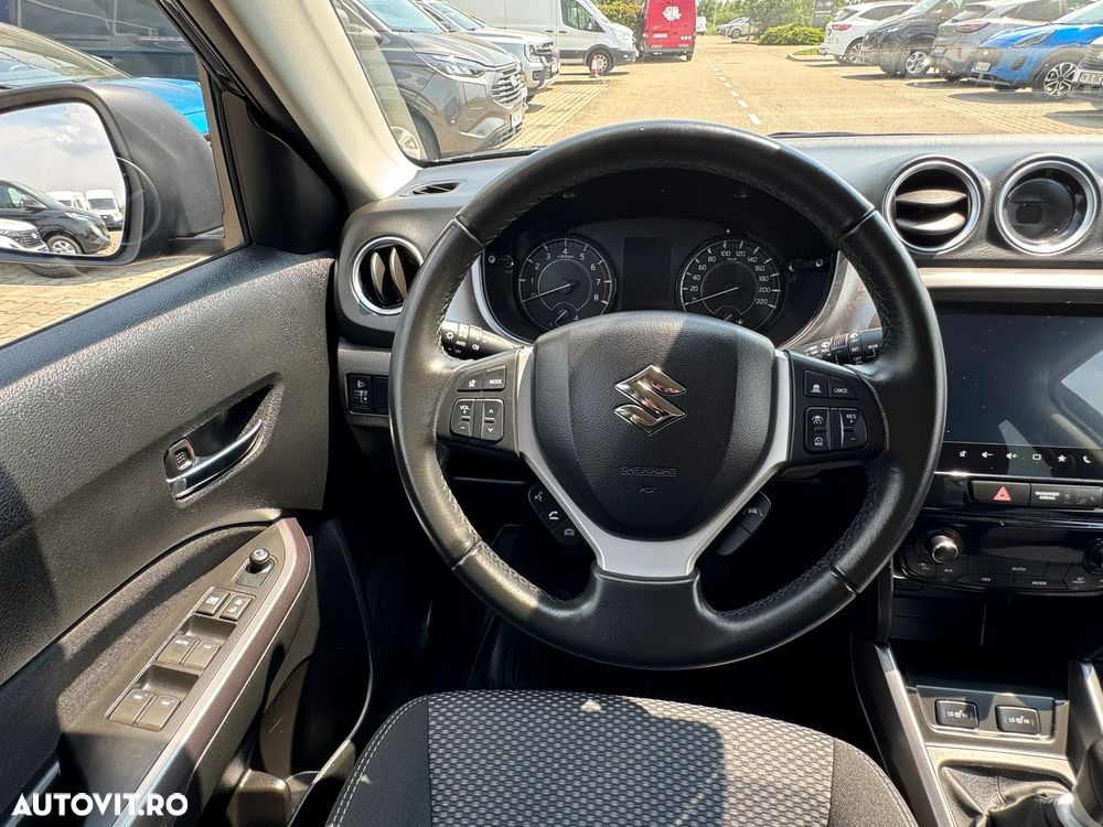 Suzuki Vitara 1.4 Boosterjet AllGrip MHEV Passion - 16