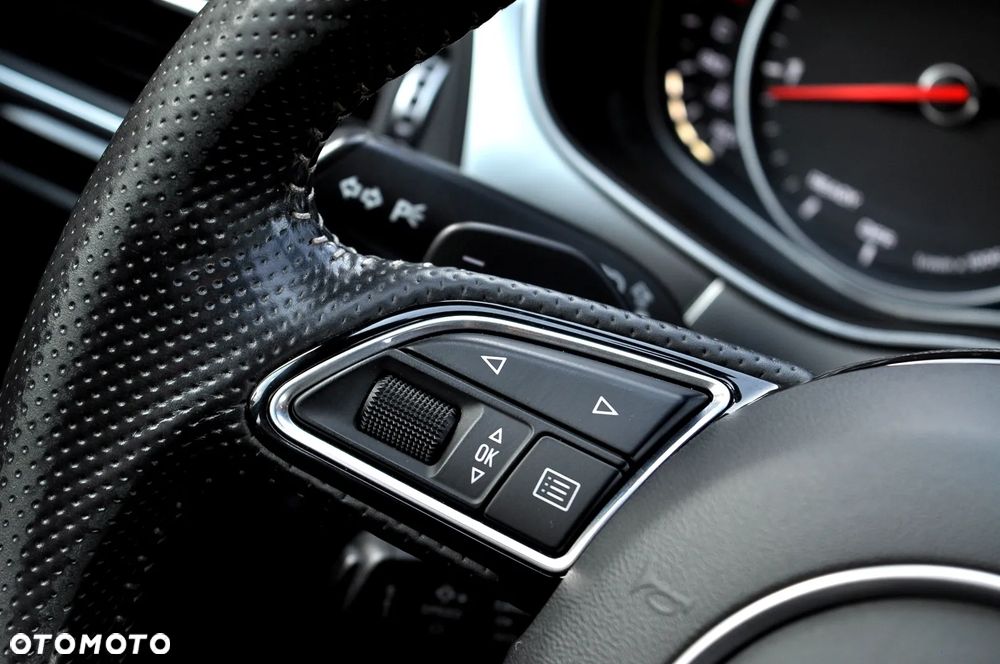 Audi A6 Avant 2.0 TDI Ultra S tronic - 37